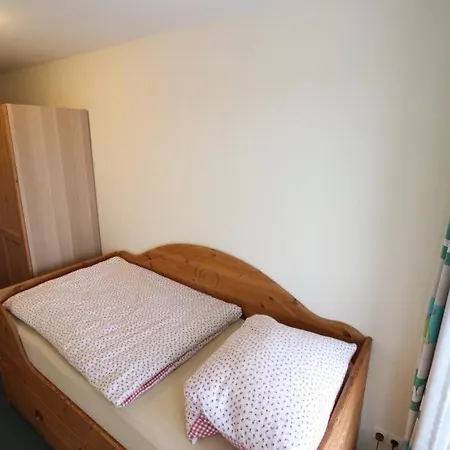 Nordseebrandung-A4-1 Appartement *